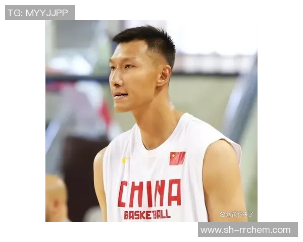 易建联：从篮球场上的传奇到生活中的榜样，探寻他的奋斗与坚持之路